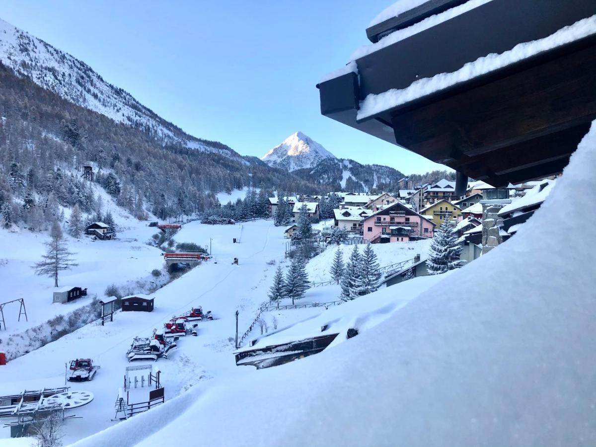 Hotel Piccolo Chalet กลาวิแอเร ภายนอก รูปภาพ